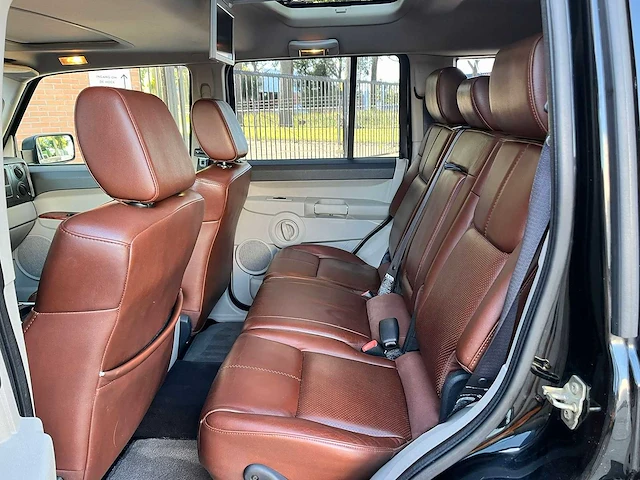 Jeep commander 4.7 v8 laredo, automaat, 52-tt-kh - afbeelding 3 van  17
