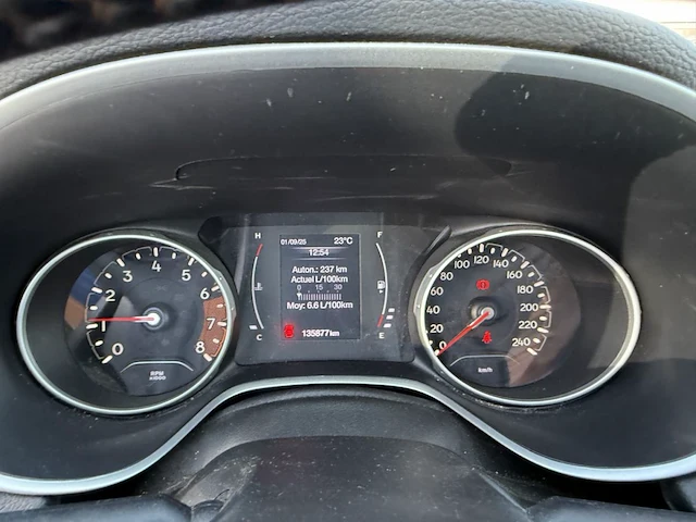 Jeep compass 1.4 turbo 4x2 longitude business 140, 2018 - afbeelding 6 van  27
