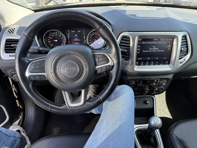 Jeep compass 1.4 turbo 4x2 longitude business 140, 2018 - afbeelding 27 van  27