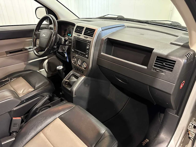 Jeep compass 2.4 limited 15-kls-4 - afbeelding 3 van  18