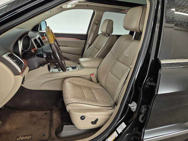 Jeep grand cherokee 3.6 overland 2011 | 94-nxz-9 - afbeelding 4 van  24
