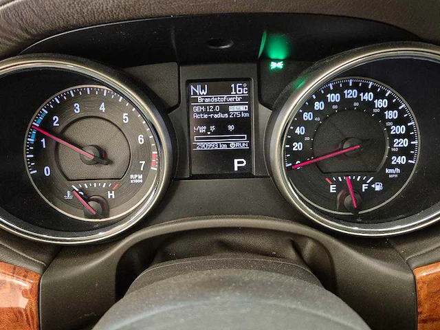 Jeep grand cherokee 3.6 overland 2011 | 94-nxz-9 - afbeelding 9 van  24