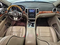 Jeep grand cherokee 3.6 overland 2011 | 94-nxz-9 - afbeelding 10 van  24