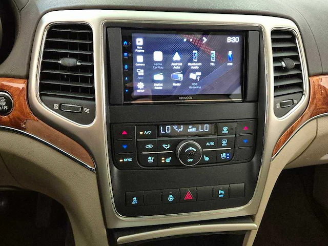 Jeep grand cherokee 3.6 overland 2011 | 94-nxz-9 - afbeelding 23 van  24