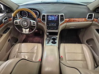 Jeep grand cherokee 3.6 overland 2011 | 94-nxz-9 - afbeelding 18 van  24