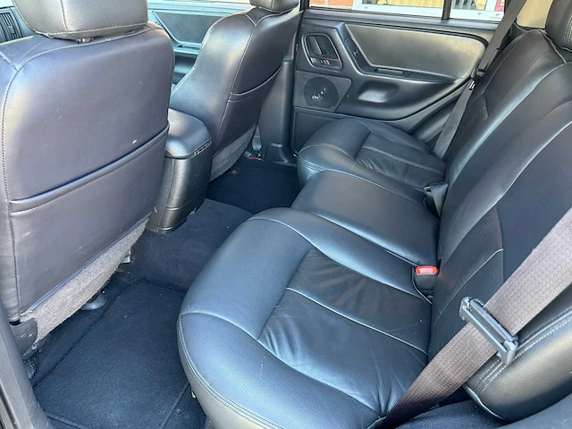 Jeep grand cherokee 4.0i limited 4x4 automaat 51-rz-vt - afbeelding 2 van  14