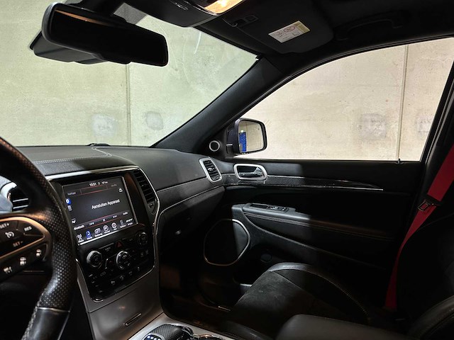 Jeep grand cherokee 6.4 v8 srt8 468pk 2014, vh-541-b bedrijfswagen - afbeelding 17 van  49