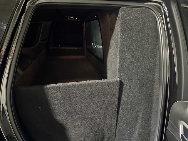 Jeep grand cherokee 6.4 v8 srt8 468pk 2014, vh-541-b bedrijfswagen - afbeelding 38 van  49