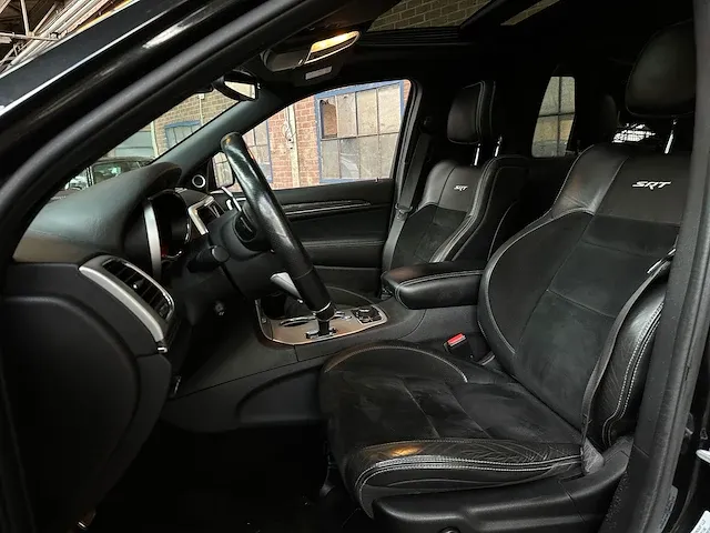 Jeep grand cherokee srt8 6.4 v8 468pk 2014 -orig. nl-, vh-541-b - afbeelding 47 van  57