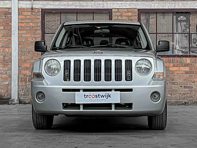 Jeep patroit 2.0 diesel 109pk 2009 - afbeelding 38 van  42