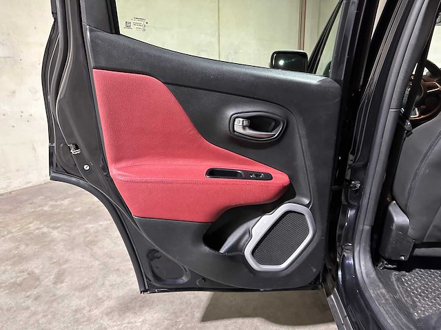 Jeep renegade 1.4 multiair limited 140pk 2017, nn-057-p - afbeelding 28 van  43