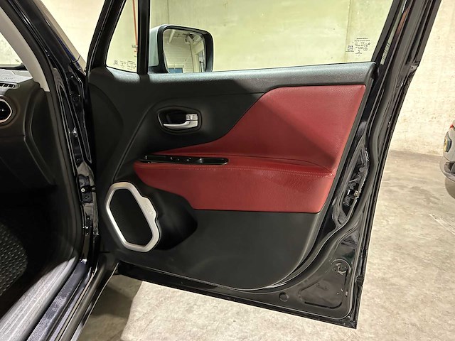 Jeep renegade 1.4 multiair limited 140pk 2017, nn-057-p - afbeelding 33 van  43