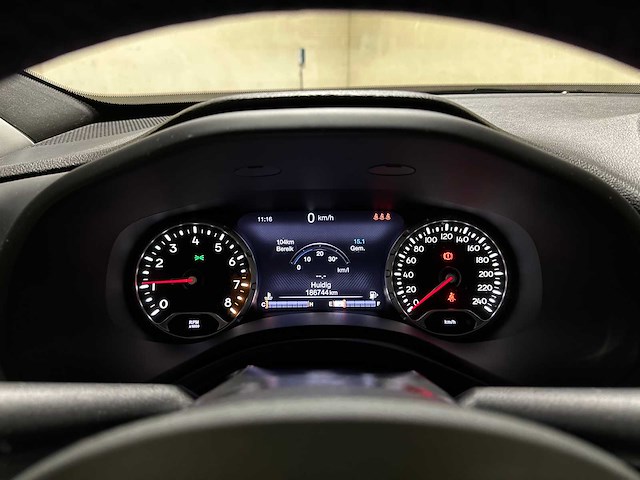 Jeep renegade 1.4 multiair night eagle ii 140pk 2018, tn-460-l - afbeelding 16 van  37