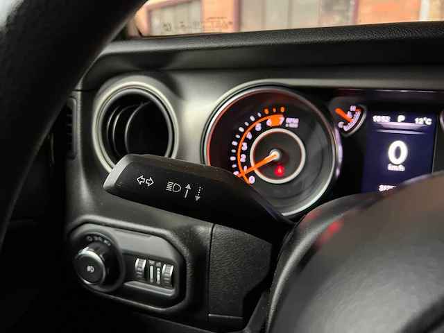 Jeep wrangler 2.0 t sport 2018 - afbeelding 19 van  44