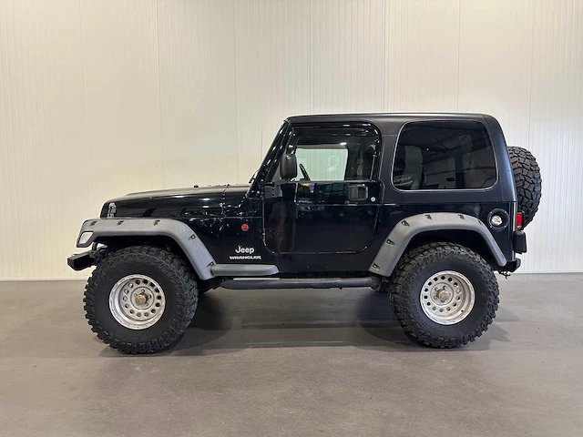 Jeep wrangler 2.4i softtop 4x4 j-897-zj - afbeelding 12 van  20