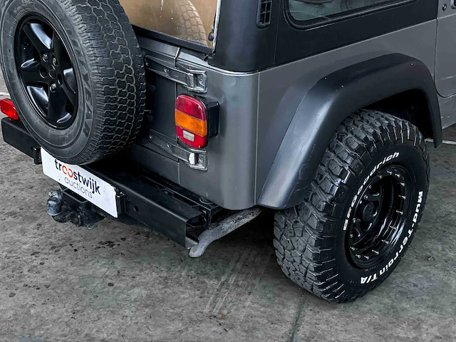 Jeep wrangler 2.5i softtop + hardtop 118pk 1998, n-946-bp - afbeelding 25 van  60