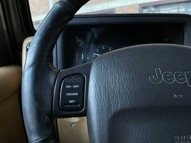 Jeep wrangler 2.5i softtop + hardtop 118pk 1998, n-946-bp - afbeelding 34 van  60