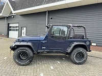 Jeep wrangler 4.0 l personenauto - afbeelding 20 van  24