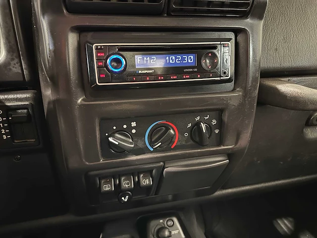 Jeep wrangler 4.0i 4x4 hardtop r-965-lb - afbeelding 4 van  15