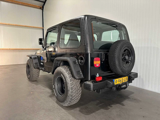 Jeep wrangler 4.0i 4x4 hardtop r-965-lb - afbeelding 9 van  15
