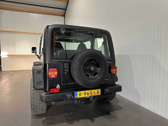 Jeep wrangler 4.0i 4x4 hardtop r-965-lb - afbeelding 10 van  15