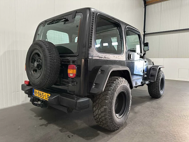 Jeep wrangler 4.0i 4x4 hardtop r-965-lb - afbeelding 11 van  15
