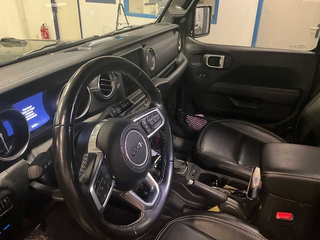 Jeep wrangler unlimited 2.0 4xe plug-in hybrid 80th anniversary 2021 | 68-60*36 - afbeelding 5 van  38