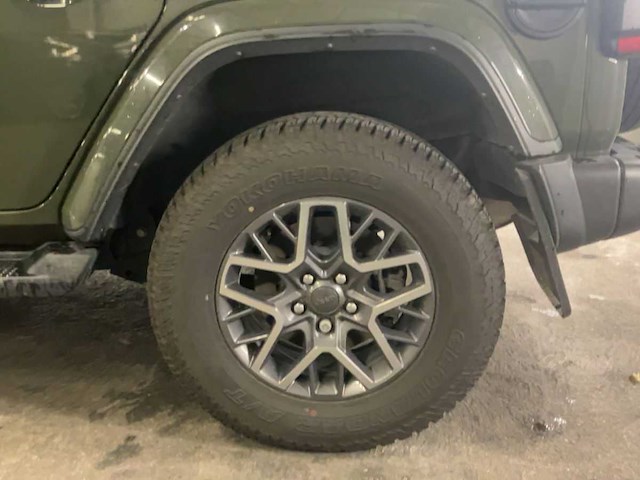 Jeep wrangler unlimited 2.0 4xe plug-in hybrid 80th anniversary 2021 | 68-60*36 - afbeelding 14 van  38