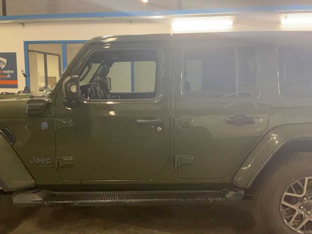 Jeep wrangler unlimited 2.0 4xe plug-in hybrid 80th anniversary 2021 | 68-60*36 - afbeelding 19 van  38