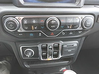 Jeep wrangler unlimited 2.0 4xe plug-in hybrid sahara irmscher2023 - afbeelding 21 van  33