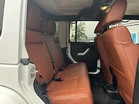 Jeep wrangler unlimited 2.8 crd sahara 2011 | t-869-db - afbeelding 15 van  25