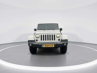 Jeep wrangler unlimited 2.8 crd sahara 2011 | t-869-db - afbeelding 19 van  25