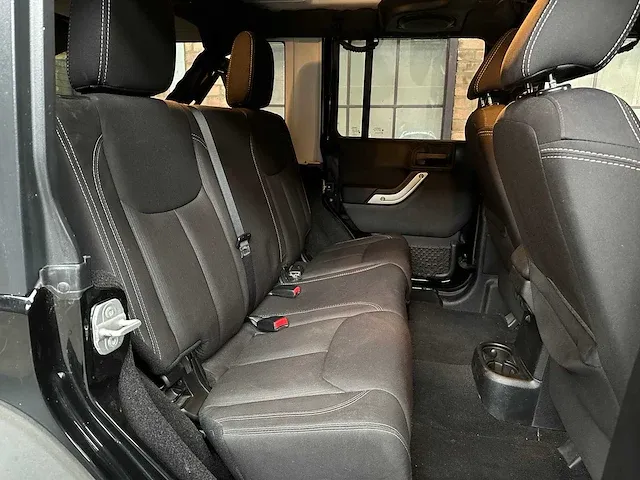 Jeep wrangler unlimited 3.6 v6 polar 4x4 jk unlimited rubicon 350pk 2014, tk-763-l - afbeelding 42 van  66