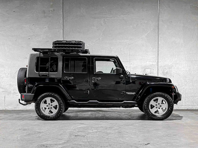 Jeep wrangler unlimited 3.8 sahara 199pk 2007, 45-nhz-8 youngtimer - afbeelding 35 van  37