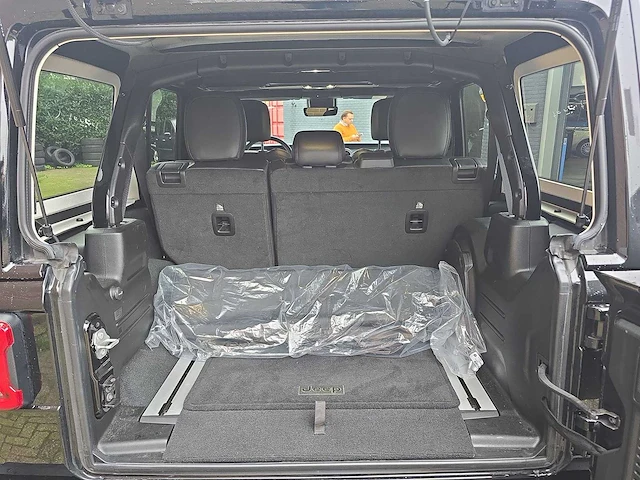 Jeep wrangler unlimited 4xe 380 sahara 2022 | z-248-hf - afbeelding 17 van  29