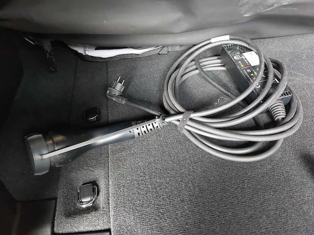 Jeep wrangler unlimited irmscher cross edition 381hp 2.0 4xe plug-in hybrid sahara 2023 - afbeelding 19 van  50