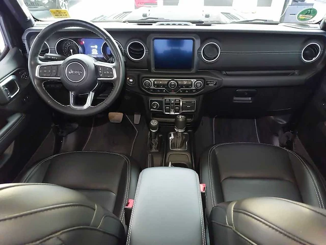 Jeep wrangler unlimited irmscher cross edition 381hp 2.0 4xe plug-in hybrid sahara 2023 - afbeelding 28 van  50