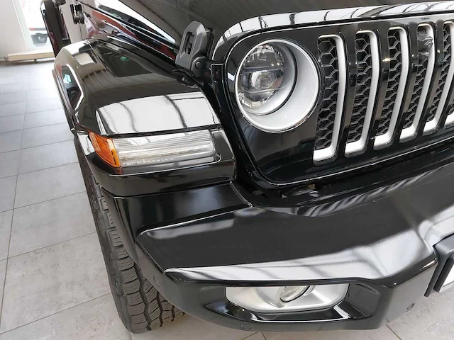 Jeep wrangler unlimited irmscher cross edition 381hp 2.0 4xe plug-in hybrid sahara 2023 - afbeelding 30 van  50