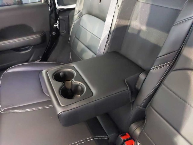 Jeep wrangler unlimited irmscher cross edition 381hp 2.0 4xe plug-in hybrid sahara 2023 - afbeelding 2 van  50