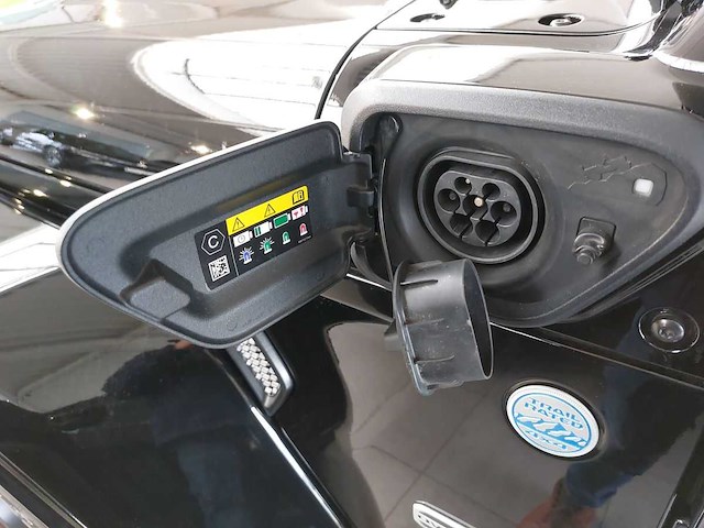 Jeep wrangler unlimited irmscher cross edition 381hp 2.0 4xe plug-in hybrid sahara 2023 - afbeelding 49 van  50