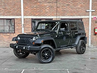 Jeep wrangler unlimited sport 3.8 v6 199pk 2011 - afbeelding 12 van  41