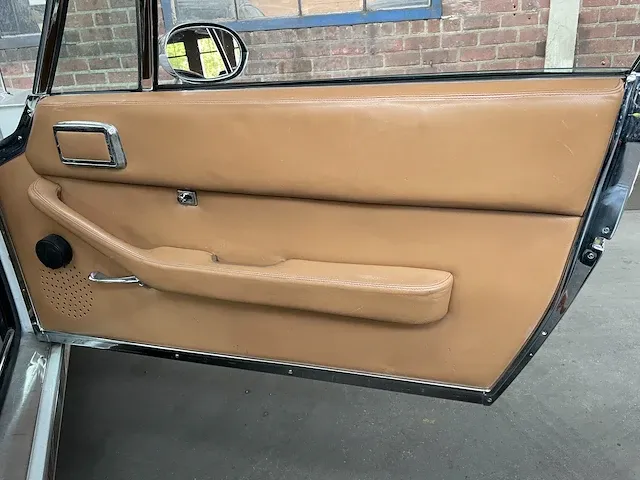 Jensen interceptor iii 7.2 330pk 1974, 54-yd-23 - afbeelding 18 van  37