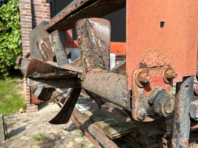 Jf- av40 mestverspreider - afbeelding 12 van  12