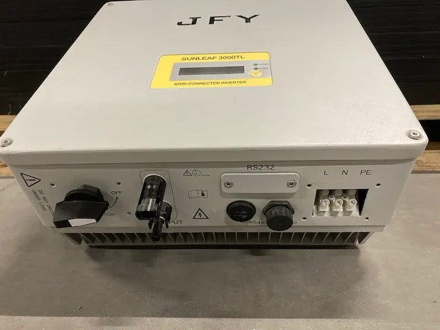 Jfy sunleaf 3000tl omvormer t.b.v. zonnepanelen (1-fase) - afbeelding 2 van  3