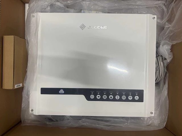 Jinko - set van 12 zonnepanelen (440 wp) - hybride omvormer - 19,2 kwh batterij - afbeelding 19 van  19
