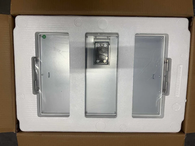 Jinko - set van 14 zonnepanelen (440 wp) - hybride omvormer - 10,65 kwh batterij - afbeelding 10 van  23