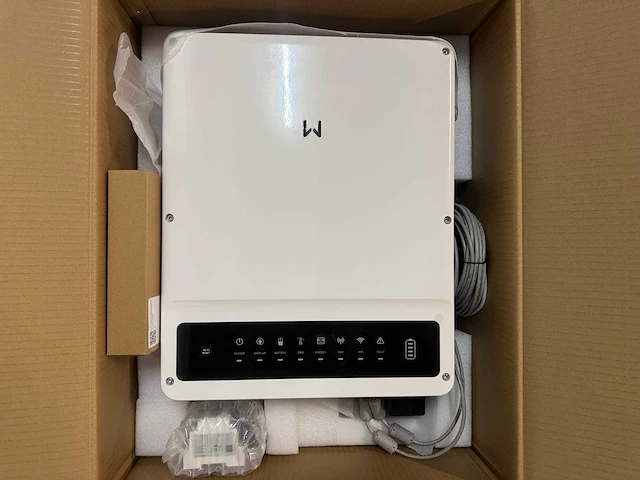 Jinko - set van 20 zonnepanelen (470 wp) met hybride omvormer (3-fase 8 kw) en 12,9 kwh batterij - afbeelding 13 van  21