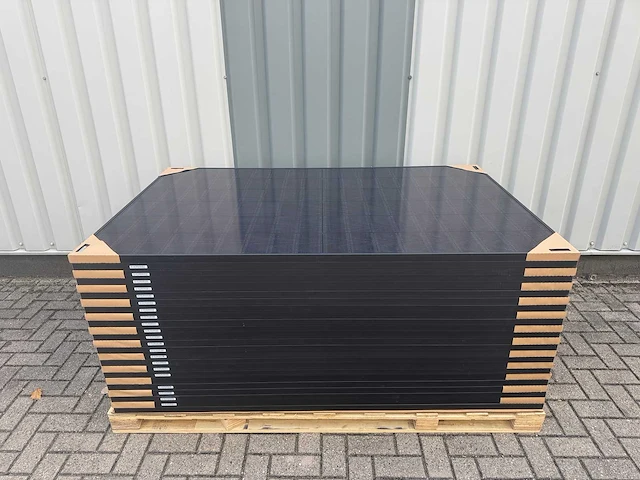 Jinko - set van 24 zonnepanelen (440 wp) - goodwe 10k omvormer - afbeelding 2 van  9