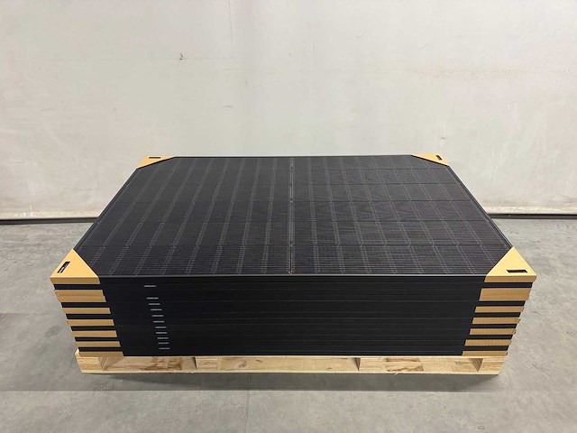 Jinko solar - set van 12 zonnepanelen (440 wp) met hybride omvormer en batterij - afbeelding 12 van  23