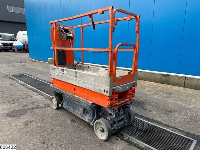 Jlg - 1930es - lifting platforms - 2012 - afbeelding 12 van  14